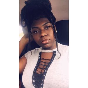 Meet your Posher, Zantenisha